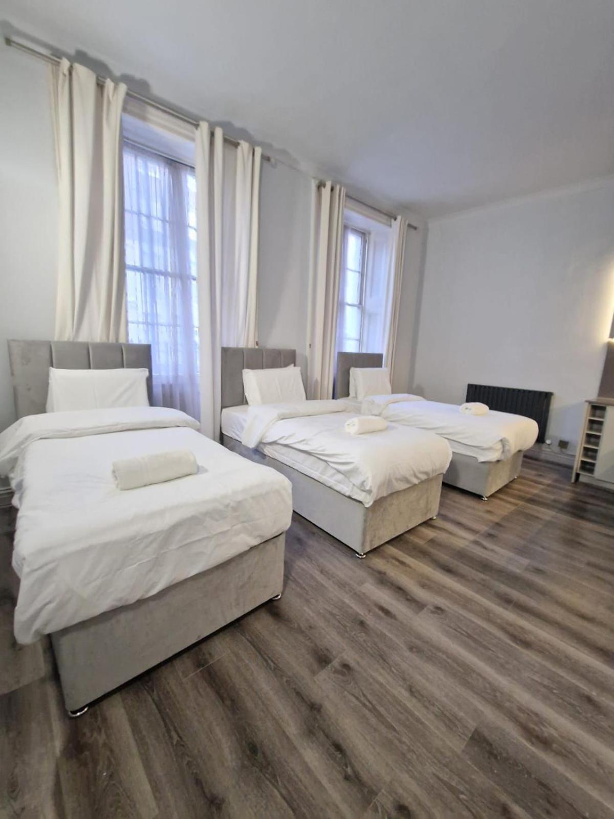 Baker Street Residences Apartamento